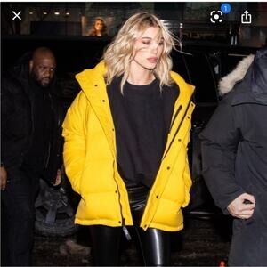 TNA Aritzia The Super Puff puffer quilted coat Jacket XXS